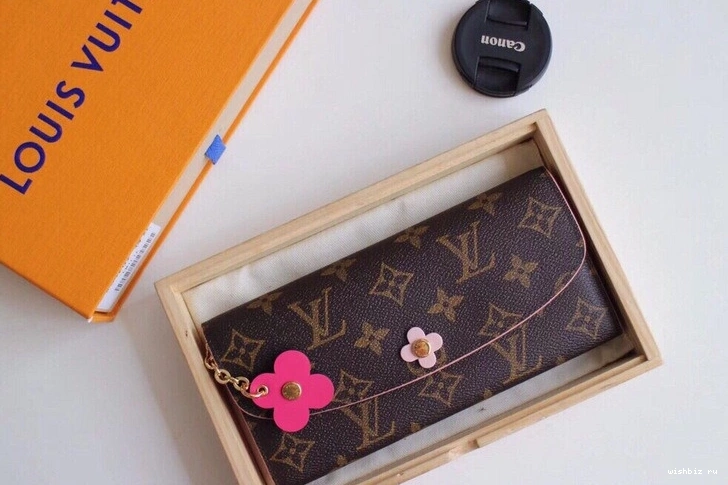 WIS Emilie Louis Wallet Vuitton 1016
